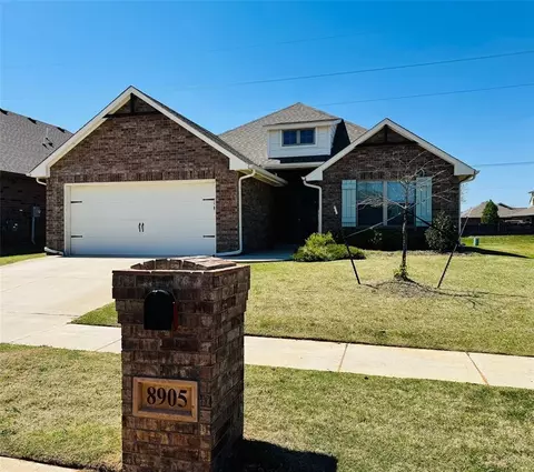 8905 Poppey Pl, Yukon, OK 73099