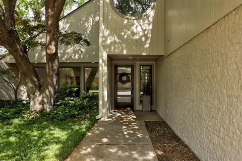 Exterior - 3 Rustic Hills St, Norman, OK 73072 photo 3 of 5