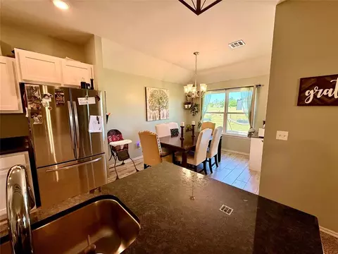Dining - 1922 Eli Ave, Tuttle, OK 73089 photo 1 of 3