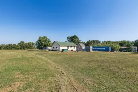 332913 E 9030 Rd, Wellston, OK 74881
