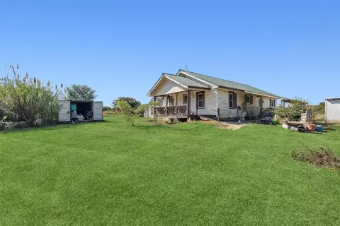 332913 E 9030 Rd, Wellston, OK 74881