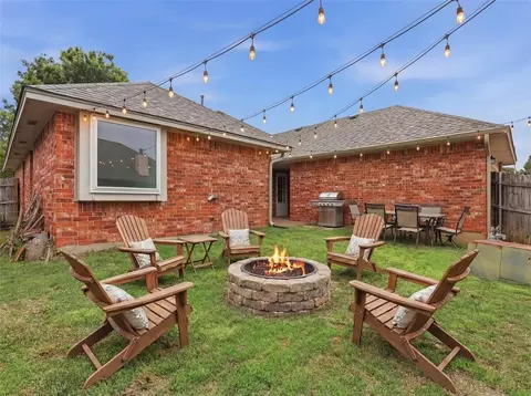 Exterior - 2804 Brompton Dr, Norman, OK 73072 photo 2 of 3