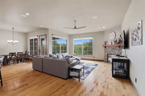 Living - 4608 Riata Cir, Tuttle, OK 73089 photo 1 of 6
