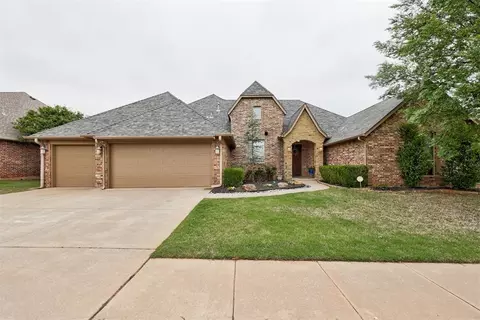 1813 NW 193rd Cir, Edmond, OK 73012