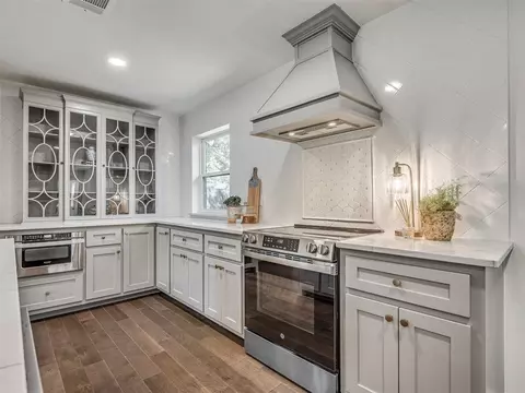 Kitchen - 249 Sunset Cv, Mead, OK 73449 photo 3 of 12