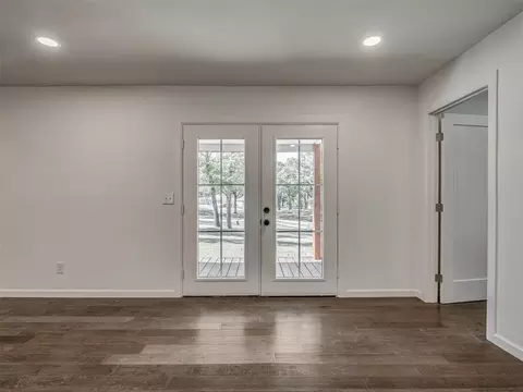 Living - 249 Sunset Cv, Mead, OK 73449 photo 5 of 6