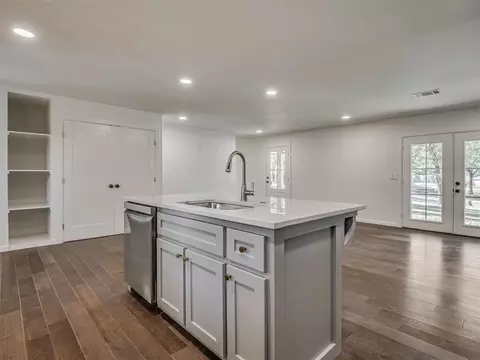 Kitchen - 249 Sunset Cv, Mead, OK 73449 photo 8 of 12