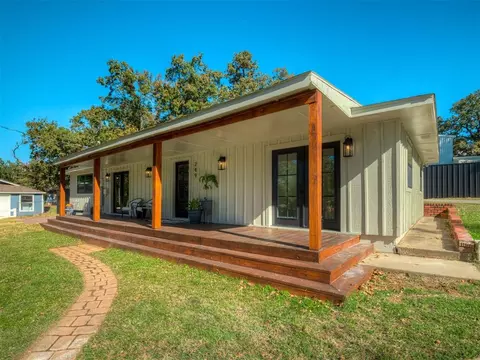249 Sunset Cv, Mead, OK 73449