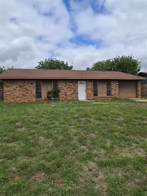 521 Libra St, Altus, OK 73521