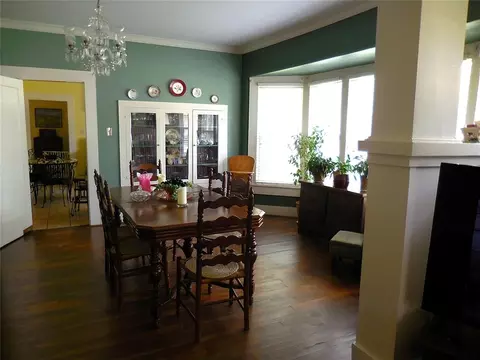 Dining - 601 S 3rd St, Davis, OK 73030 photo 1 of 2