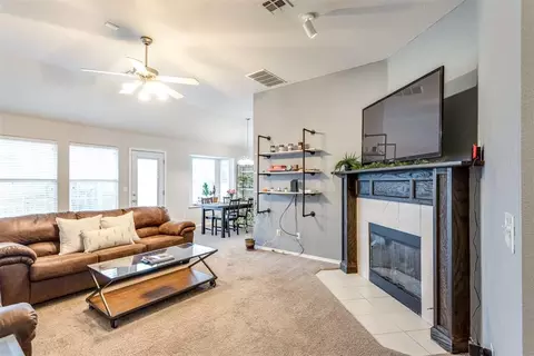 4101 Madison Ave, Moore, OK 73160