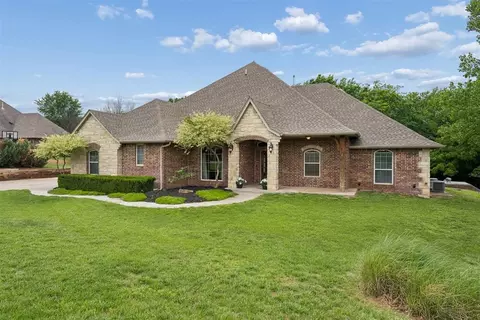 9551 Bergamo Blvd, Edmond, OK 73034