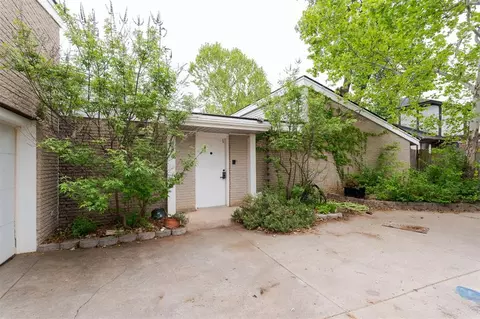 7000 Lakepointe Dr, Oklahoma City, OK 73116