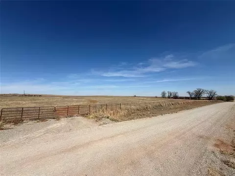 N 34 Hwy Road, Elk City, OK 73644