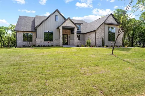 13000 Stagecoach Trl, Arcadia, OK 73007