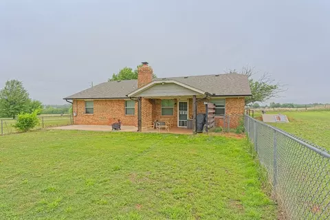 Exterior - 3506 Irvin Ln, Tuttle, OK 73089 photo 3 of 3