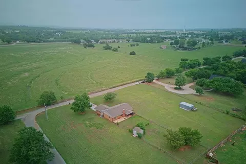 View/Area - 3506 Irvin Ln, Tuttle, OK 73089 photo 6 of 6