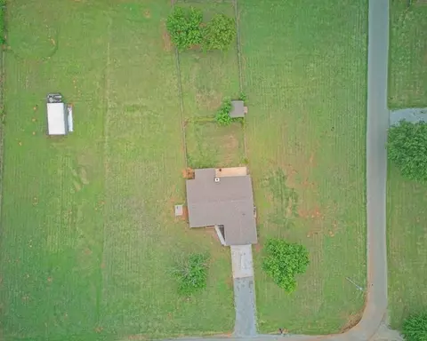 View/Area - 3506 Irvin Ln, Tuttle, OK 73089 photo 5 of 6