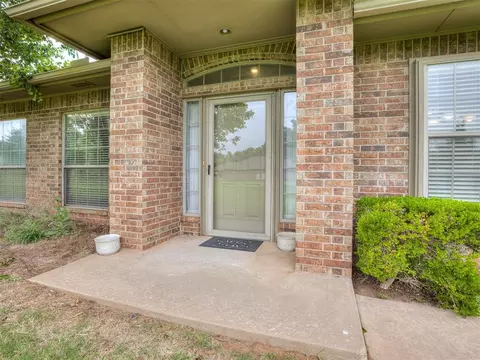 1813 NW 161st Pl, Edmond, OK 73013