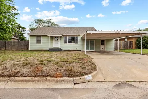 419 N Kansas St, Weatherford, OK 73096