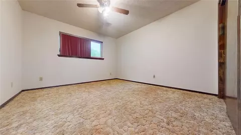 Bedroom - 701 Highway 110 Hwy, Davis, OK 73030 photo 4 of 7