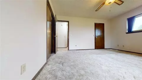 Bedroom - 701 Highway 110 Hwy, Davis, OK 73030 photo 7 of 7