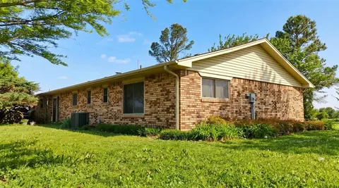 Exterior - 701 Highway 110 Hwy, Davis, OK 73030 photo 3 of 3