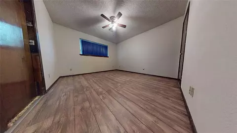 Bedroom - 701 Highway 110 Hwy, Davis, OK 73030 photo 3 of 7