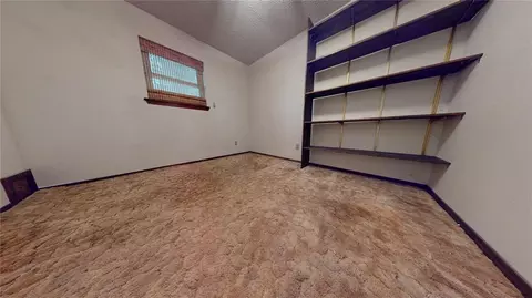Bedroom - 701 Highway 110 Hwy, Davis, OK 73030 photo 2 of 7