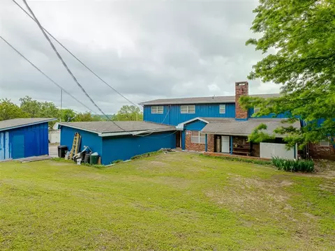 Exterior - 1414 E Sunset Ln, Ada, OK 74820 photo 4 of 7