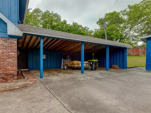 Exterior - 1414 E Sunset Ln, Ada, OK 74820 photo 6 of 7