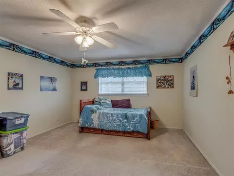 Bedroom - 1414 E Sunset Ln, Ada, OK 74820 photo 7 of 8