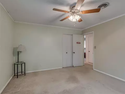 Bedroom - 1414 E Sunset Ln, Ada, OK 74820 photo 5 of 8