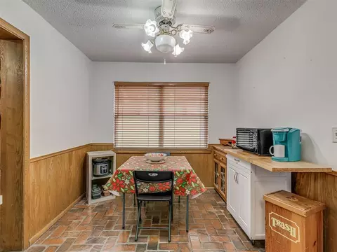 Dining - 1414 E Sunset Ln, Ada, OK 74820 photo 1 of 2