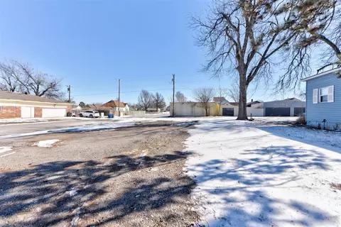 320 N Choctaw Ave, El Reno, OK 73036