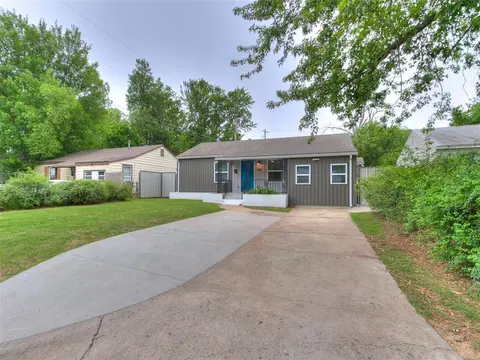 208 W Jacobs Dr, Midwest City, OK 73110