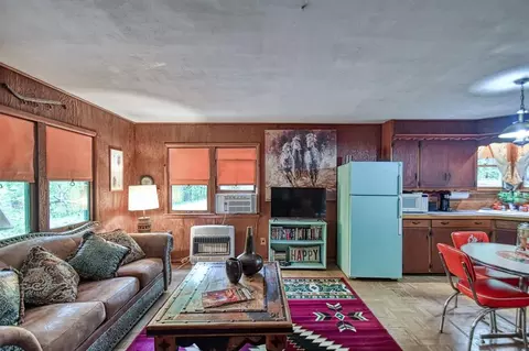 Living - 21214 E Third St, Hinton, OK 73047 photo 2 of 2