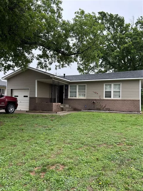 4013 Blaine Rd, Shawnee, OK 74804