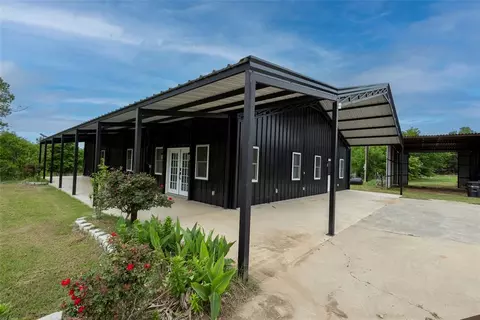 27093 County Road 1442 Rd, Cement, OK 73017