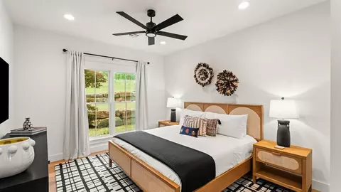 Bedroom - 754 Pebble Ridge Arc, Eufaula, OK 74432 photo 6 of 6
