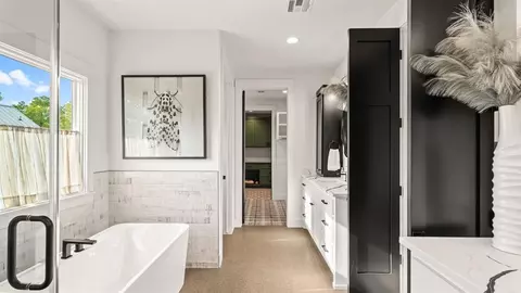 Bath - 754 Pebble Ridge Arc, Eufaula, OK 74432 photo 3 of 6