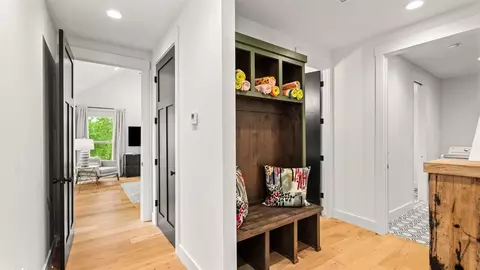 Entry Way - 754 Pebble Ridge Arc, Eufaula, OK 74432 photo 3 of 4