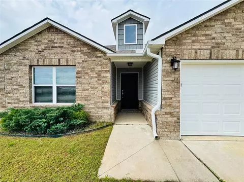 1814 S 14th St, Broken Arrow, OK 74012