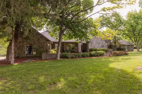 14024 S Santa Fe Ave, Edmond, OK 73025