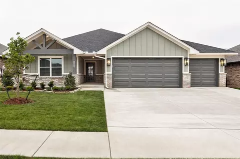 12017 NW 121st Cir, Yukon, OK 73099