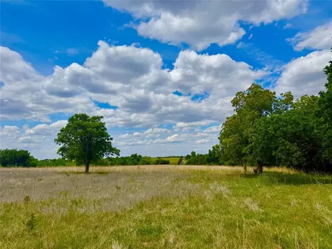 NW 164th Street, Yukon, OK 73099