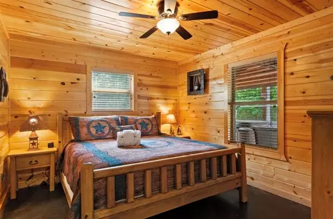 Bedroom - 170 Driftcast Rd, Broken Bow, OK 74728 photo 4 of 5