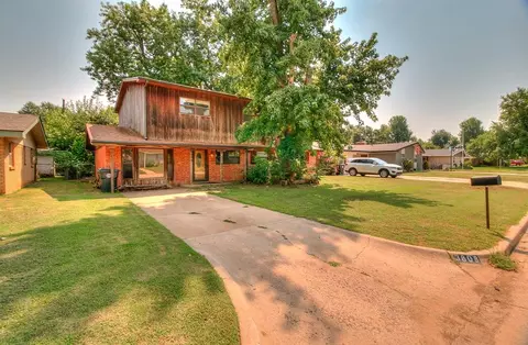 3808 N Markwell Ave, Bethany, OK 73008