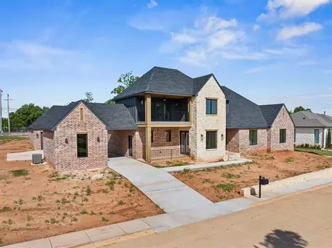 6201 Canopy Ln, Edmond, OK 73025