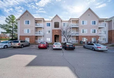 2200 Classen Blvd #3125, Norman, OK 73071